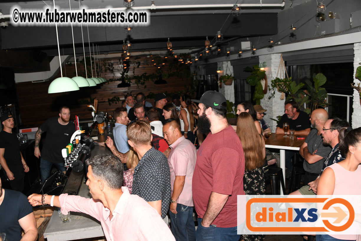 Good Vibes - Qwebec Wednesday Night Party