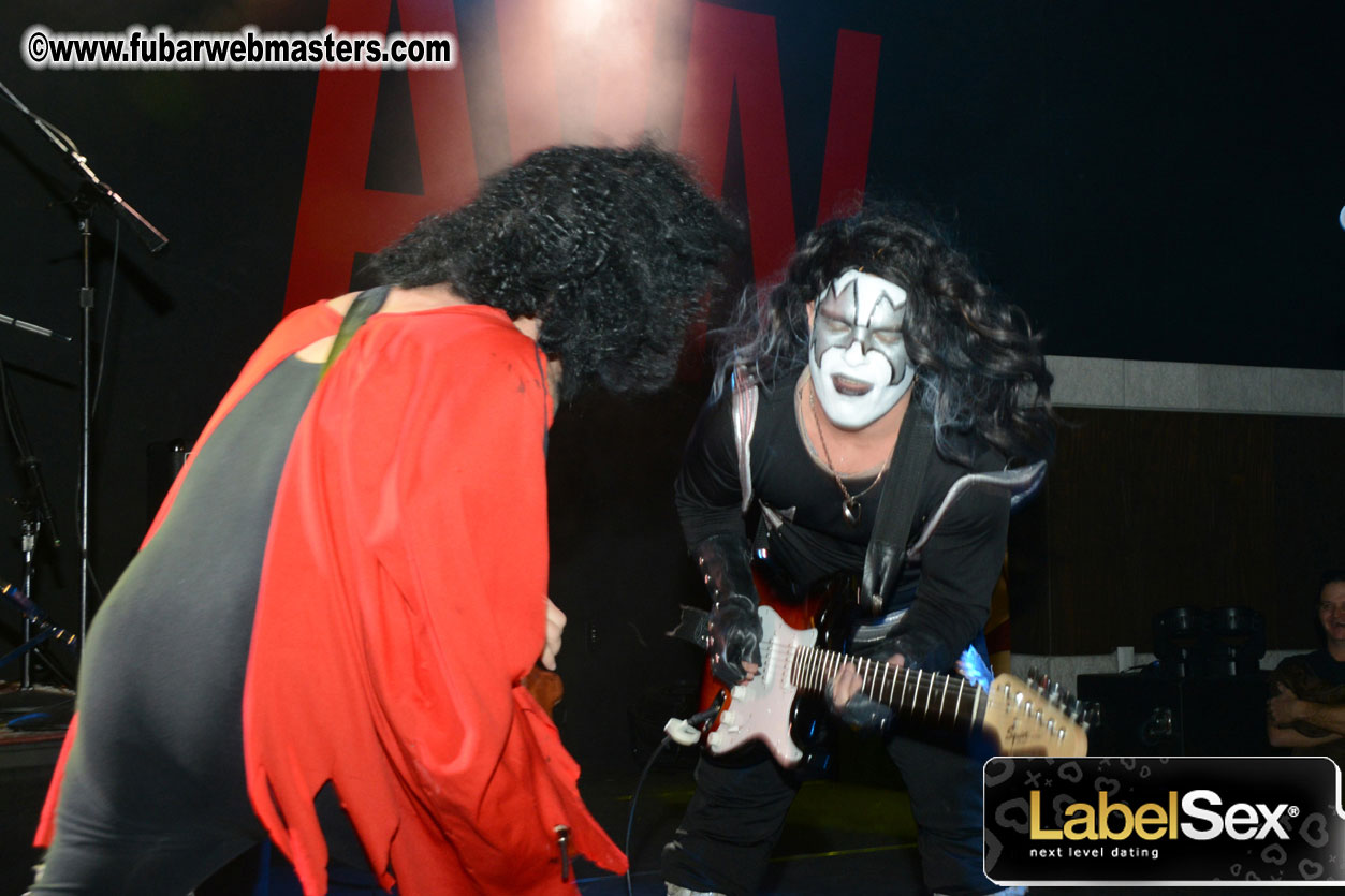 Mini Kiss Performance