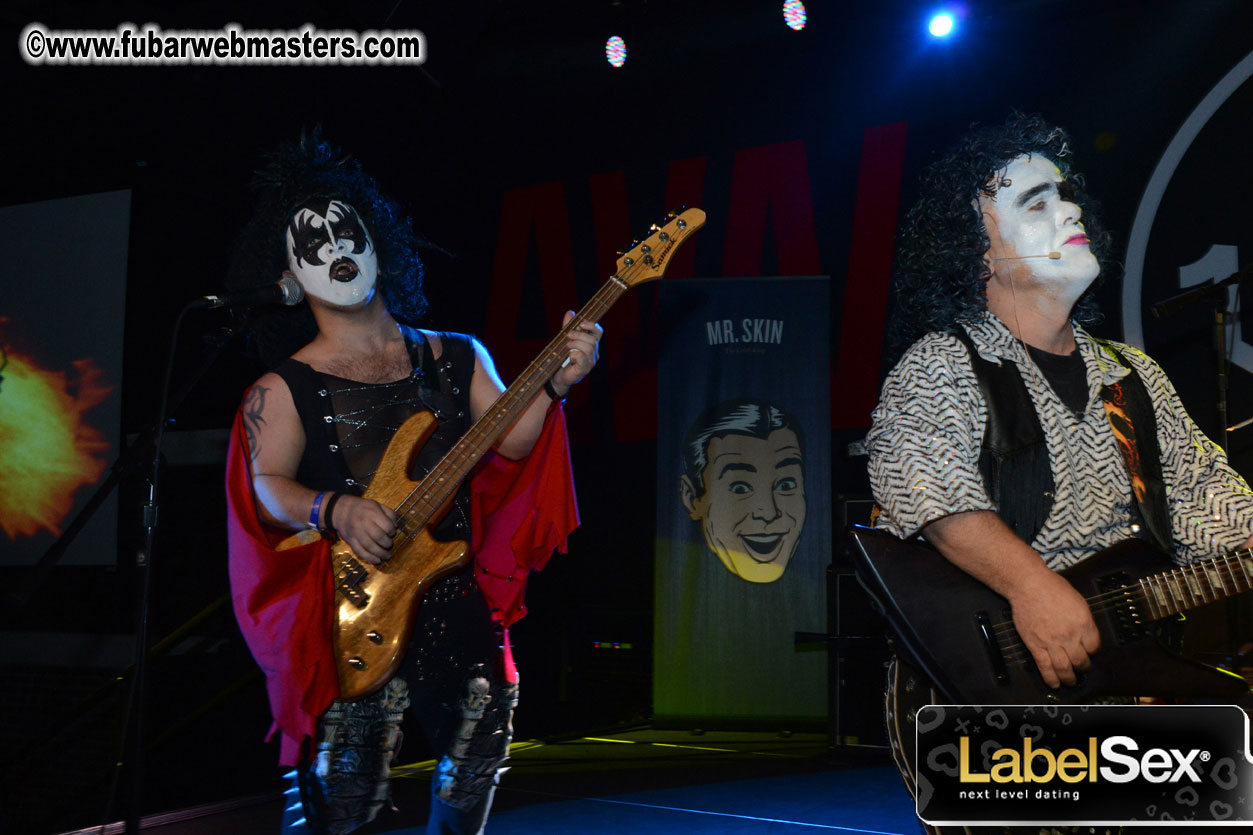 Mini Kiss Performance