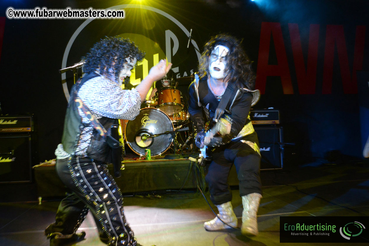 Mini Kiss Performance