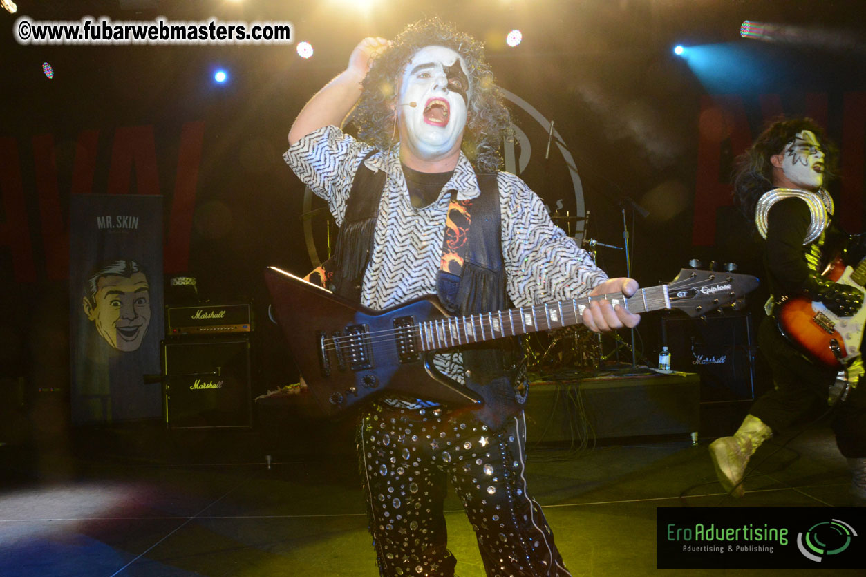 Mini Kiss Performance