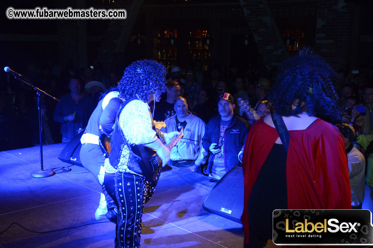 Mini Kiss Performance