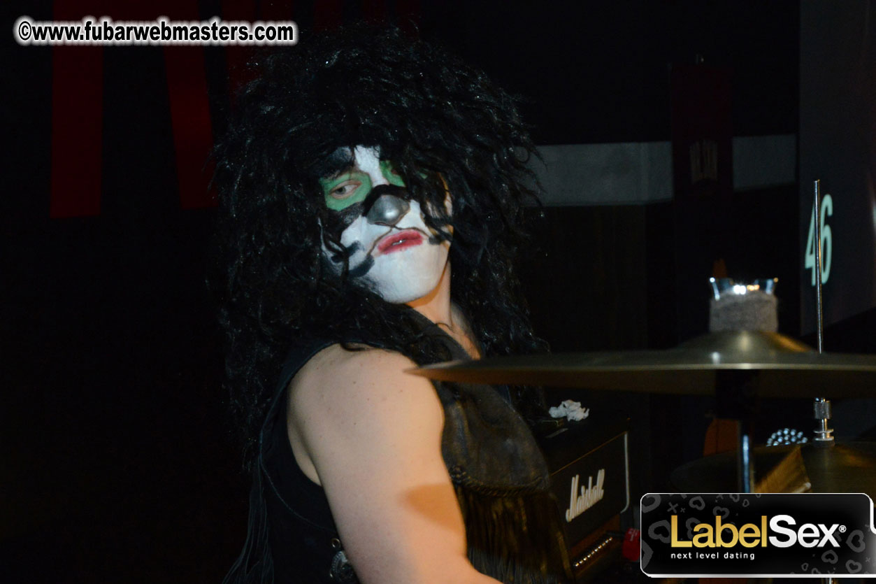 Mini Kiss Performance