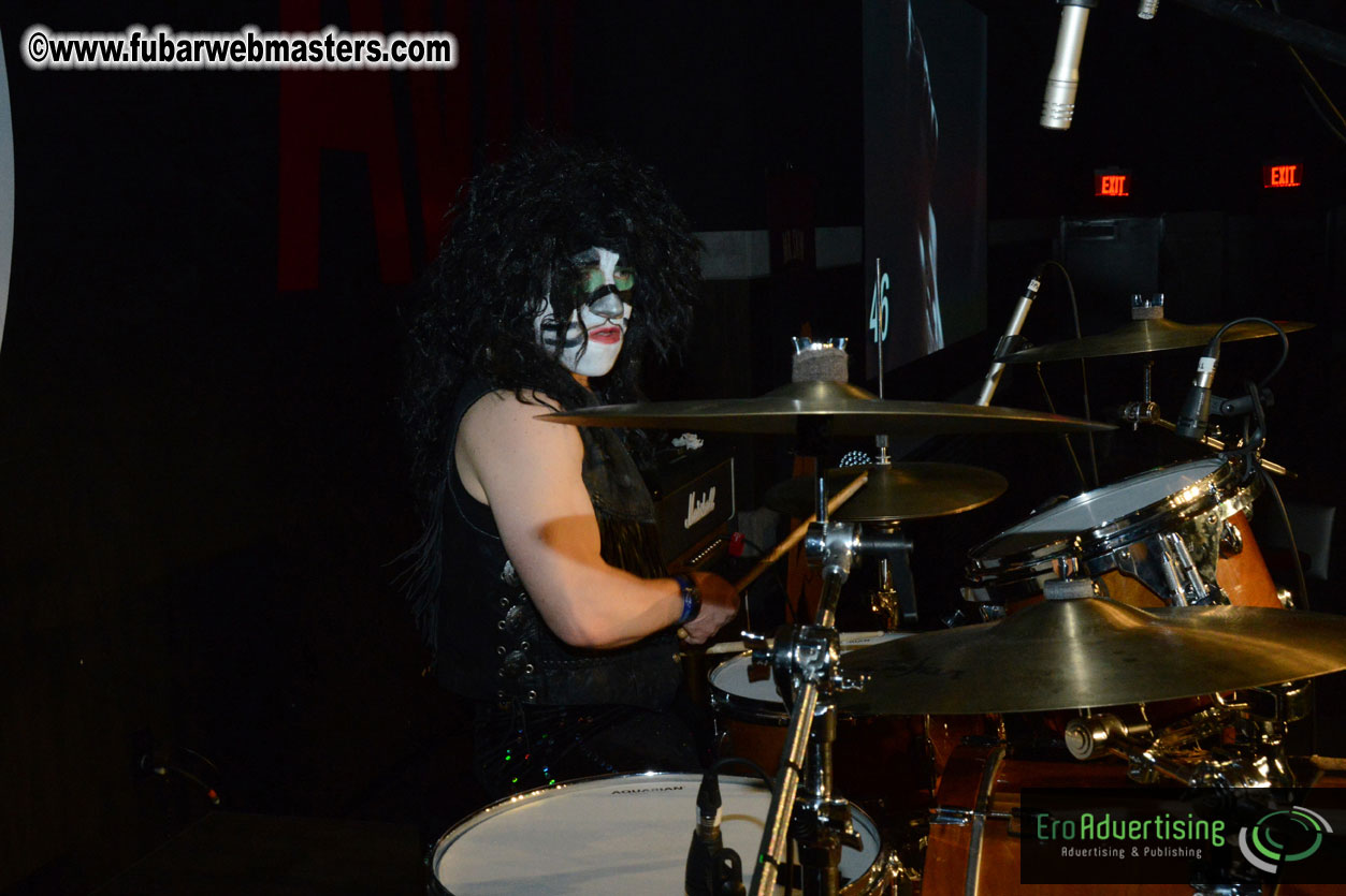 Mini Kiss Performance