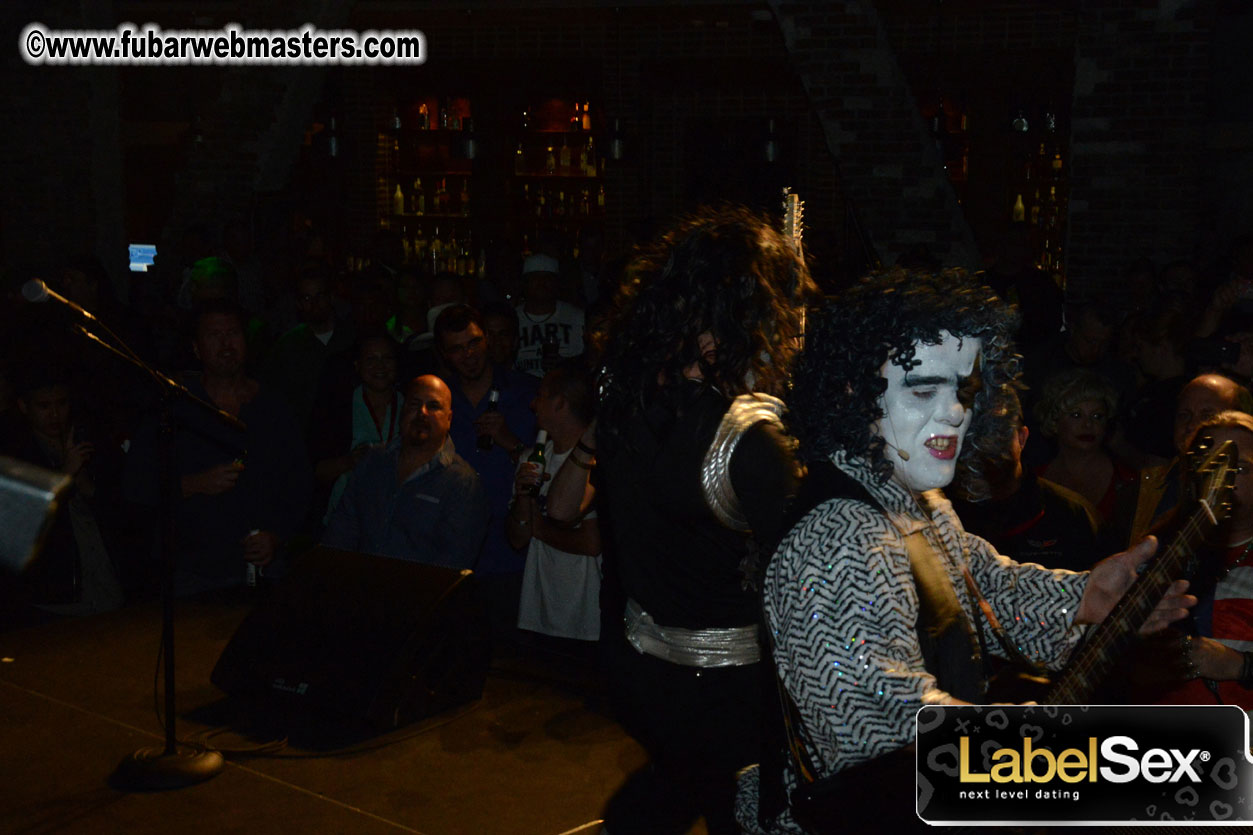 Mini Kiss Performance