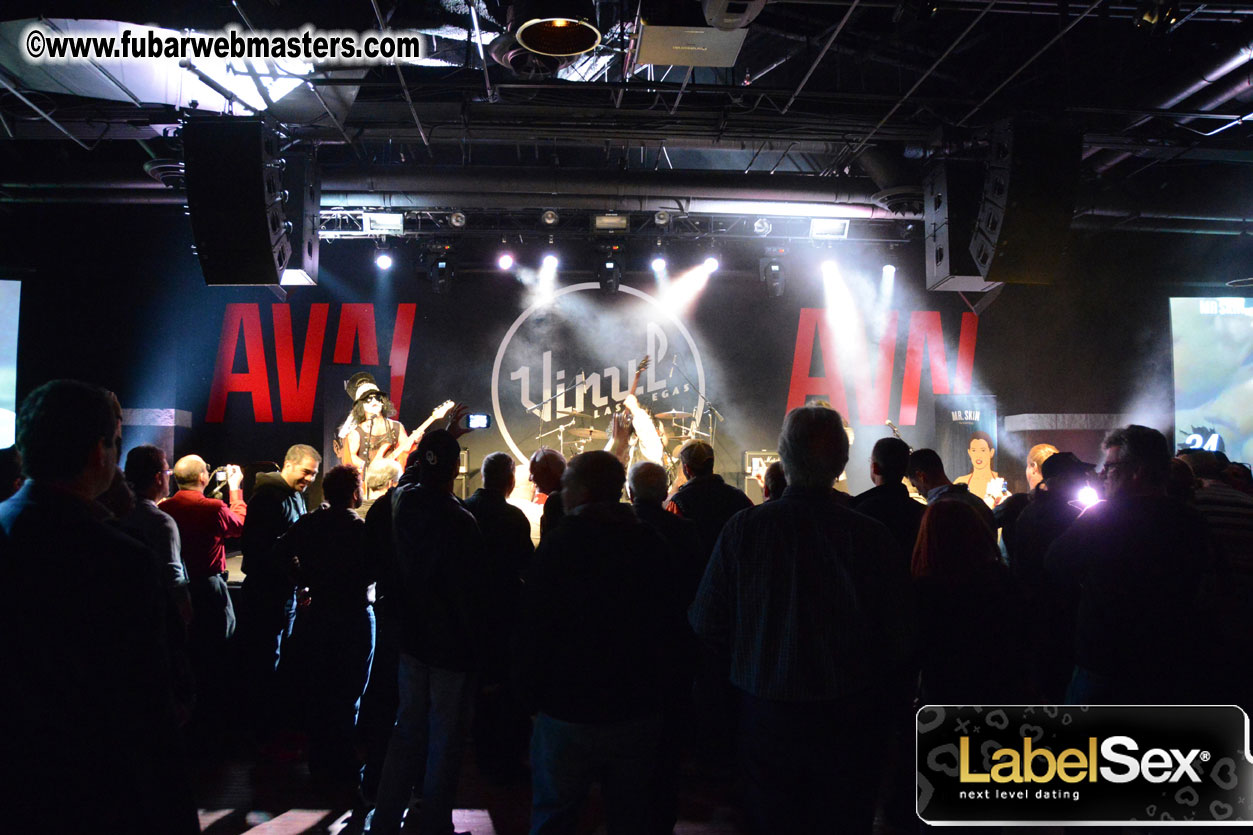 Mini Kiss Performance