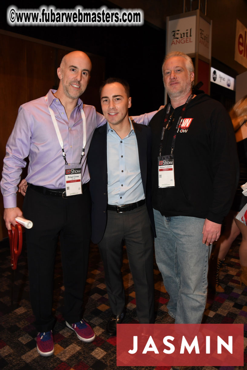 AVN Ribbon Cutting