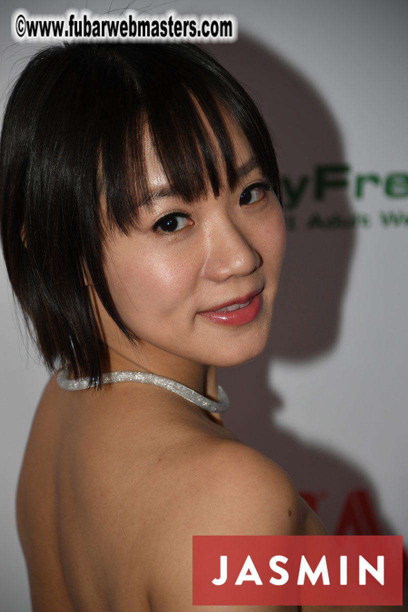 Early AVN Red Carpet