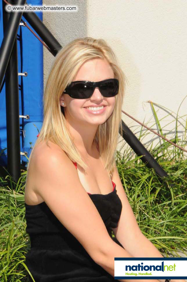 The 12 Clicks Cash End of Summer Pool Party