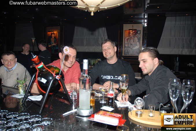 Pre-Show Networking Bar