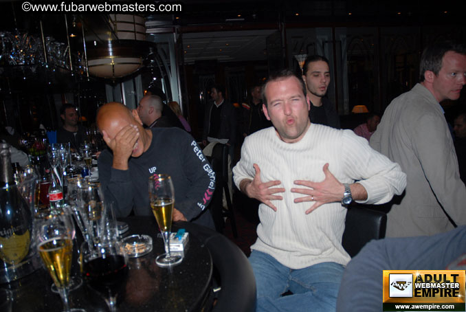 Pre-Show Networking Bar