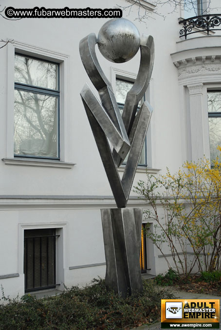 The Big Webmaster Warm-up Party