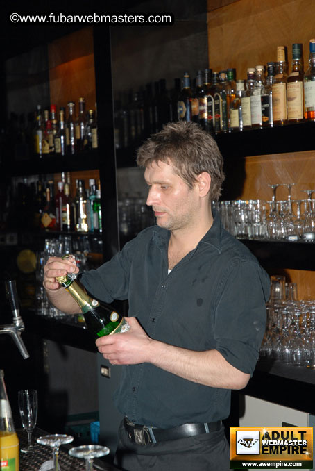 The Big Webmaster Warm-up Party