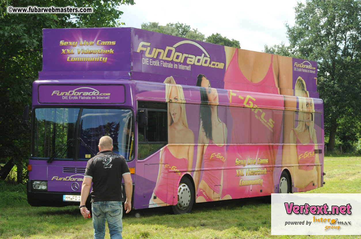 Friday - Behind the scenes & Party