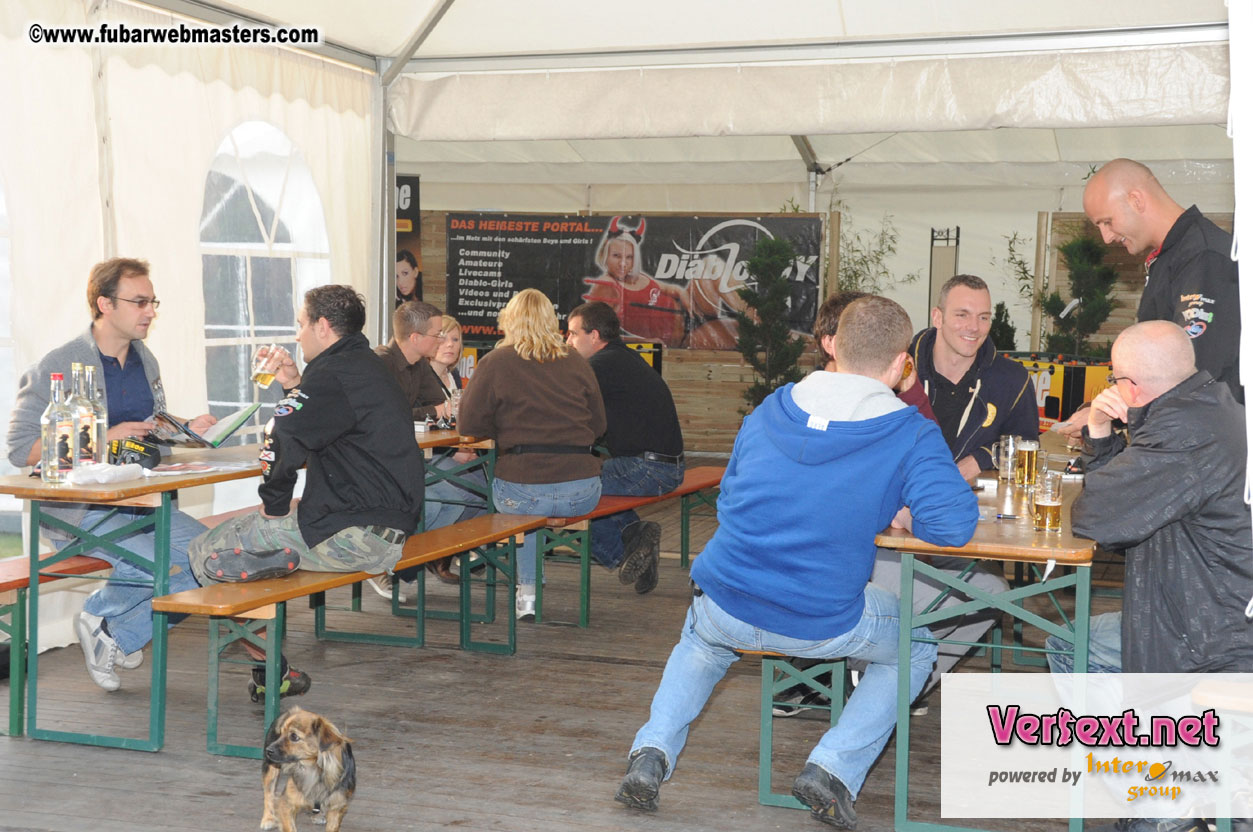 Friday - Behind the scenes & Party