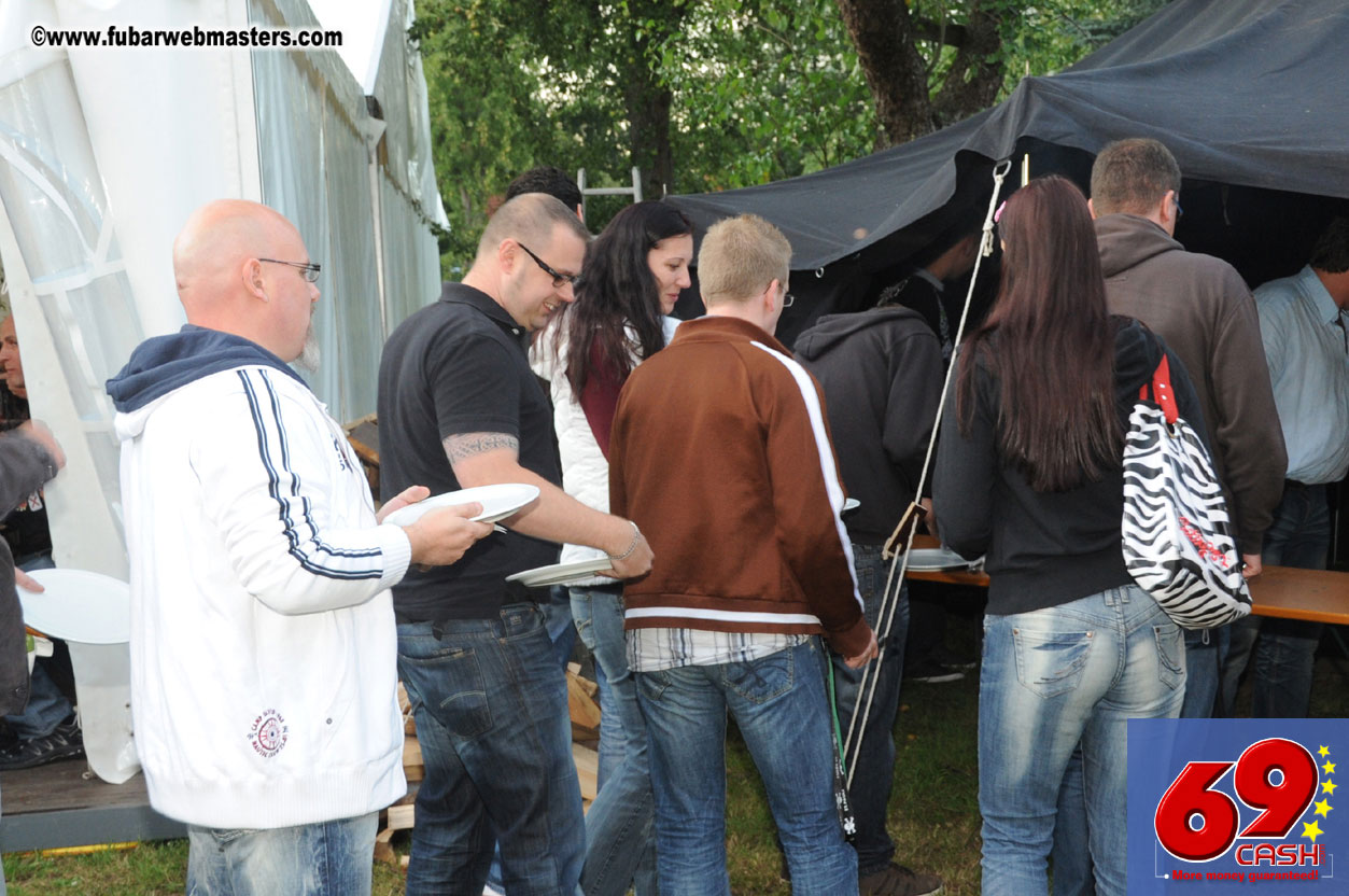 Friday - Behind the scenes & Party