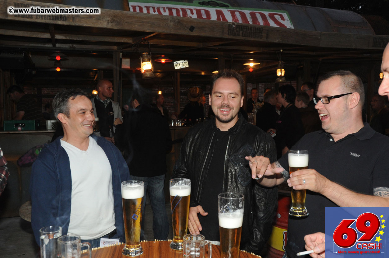 Friday - Behind the scenes & Party