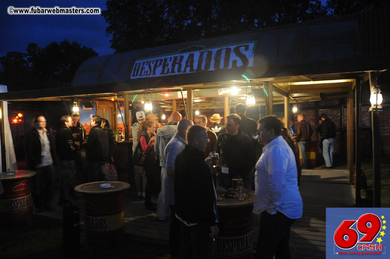 Friday - Behind the scenes & Party