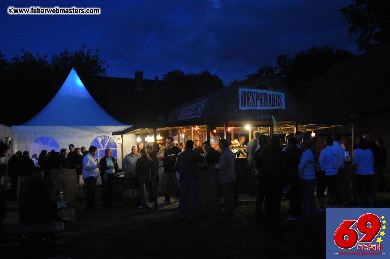 Friday - Behind the scenes & Party