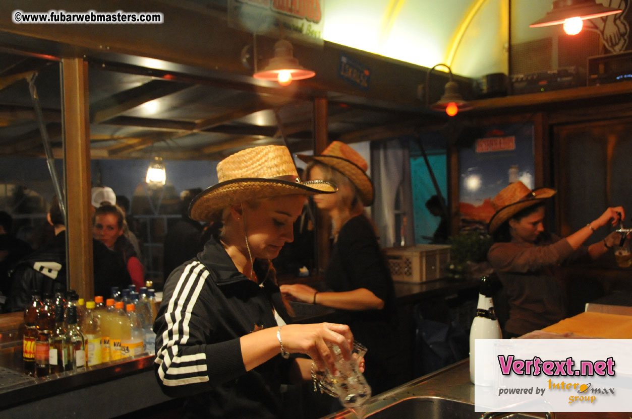 Friday - Behind the scenes & Party