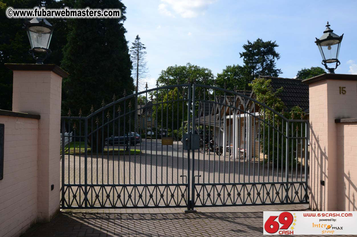 Friday Warm-up Party