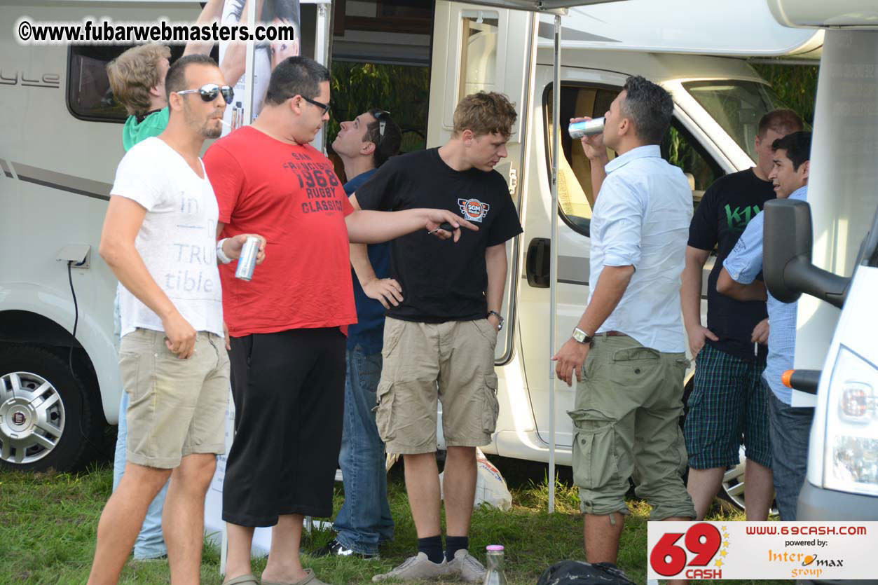 Friday Warm-up Party