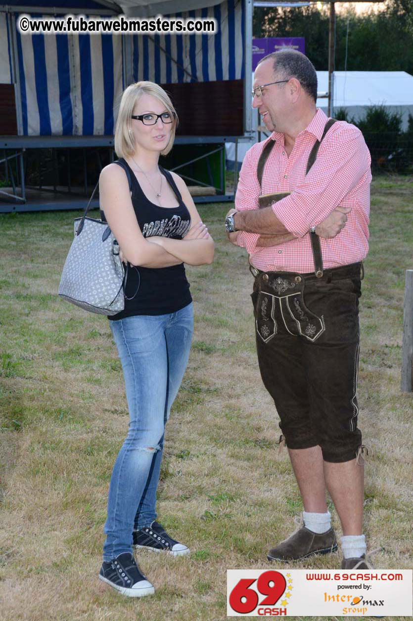 Friday Warm-up Party