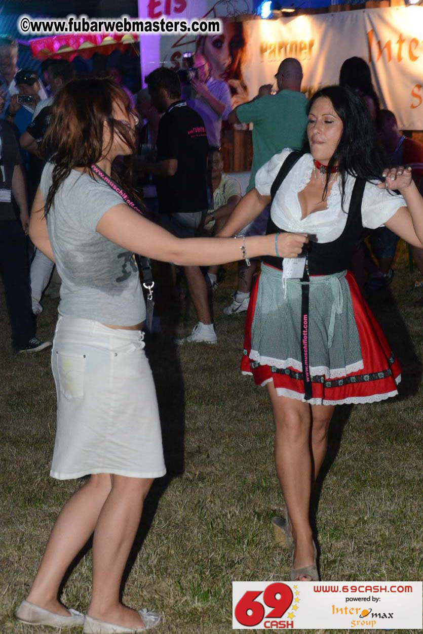 Adult Webmaster Meeting Evening Party