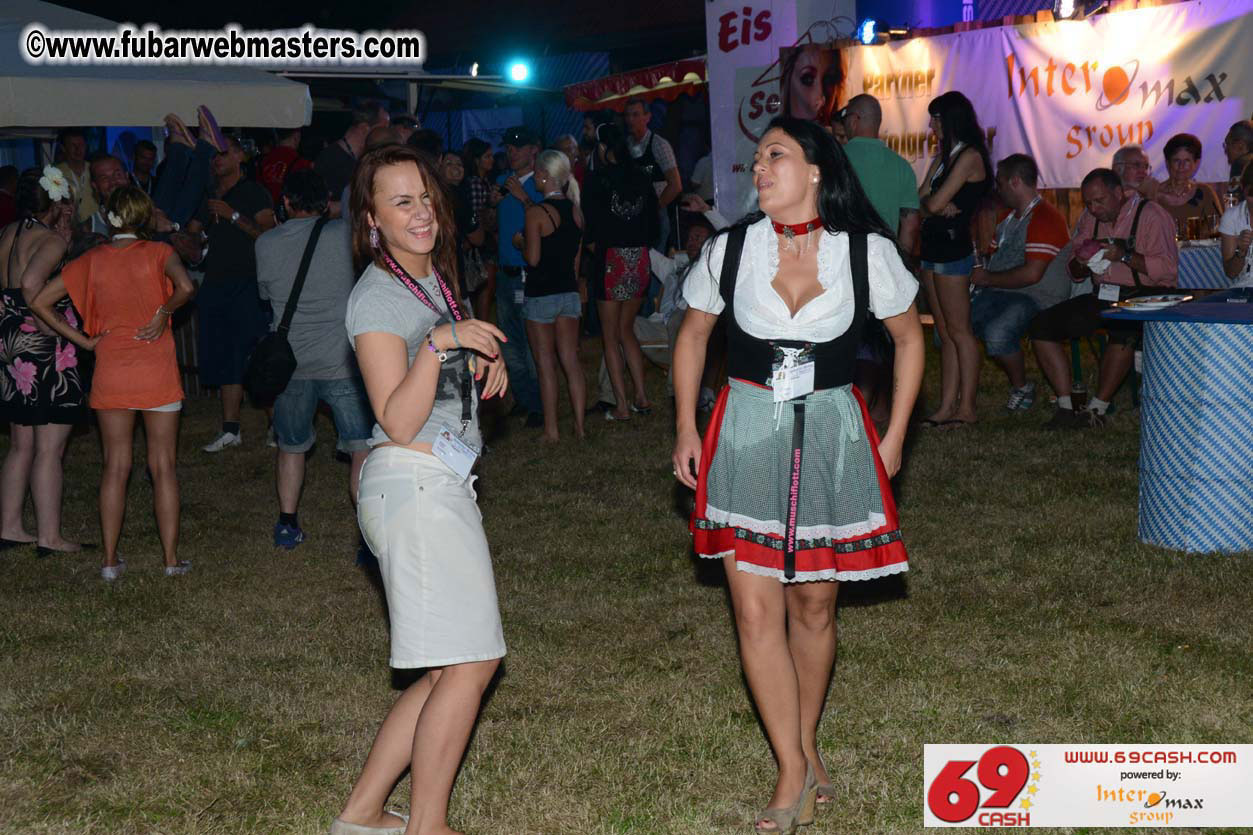 Adult Webmaster Meeting Evening Party