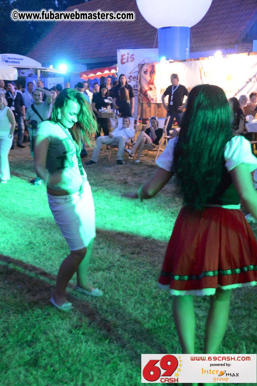 Adult Webmaster Meeting Evening Party