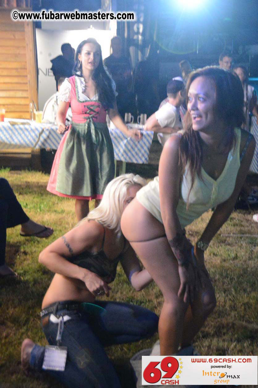 Adult Webmaster Meeting Evening Party