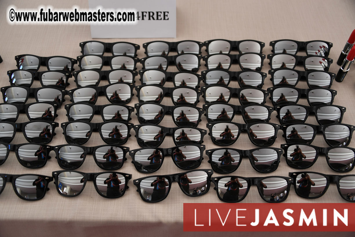 AWSUMMIT??s Meet Market