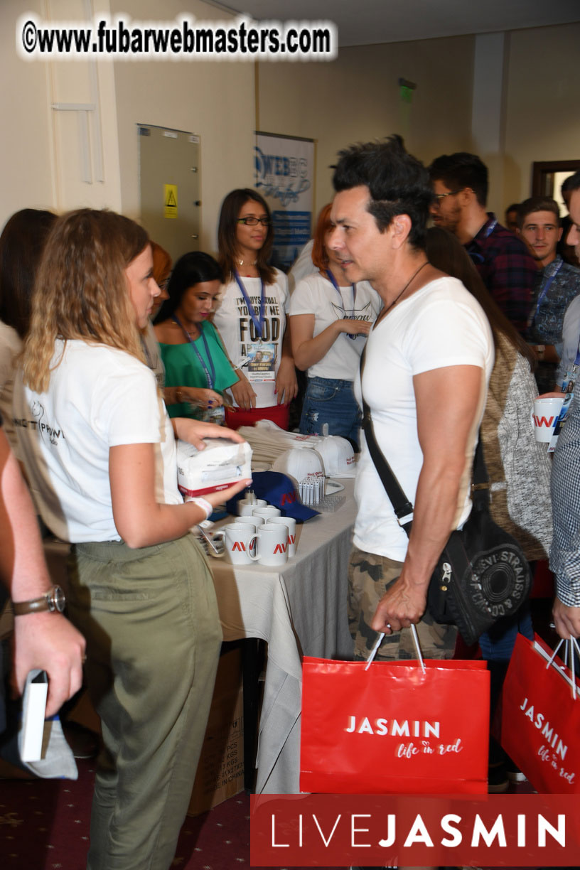 AWSUMMIT??s Meet Market