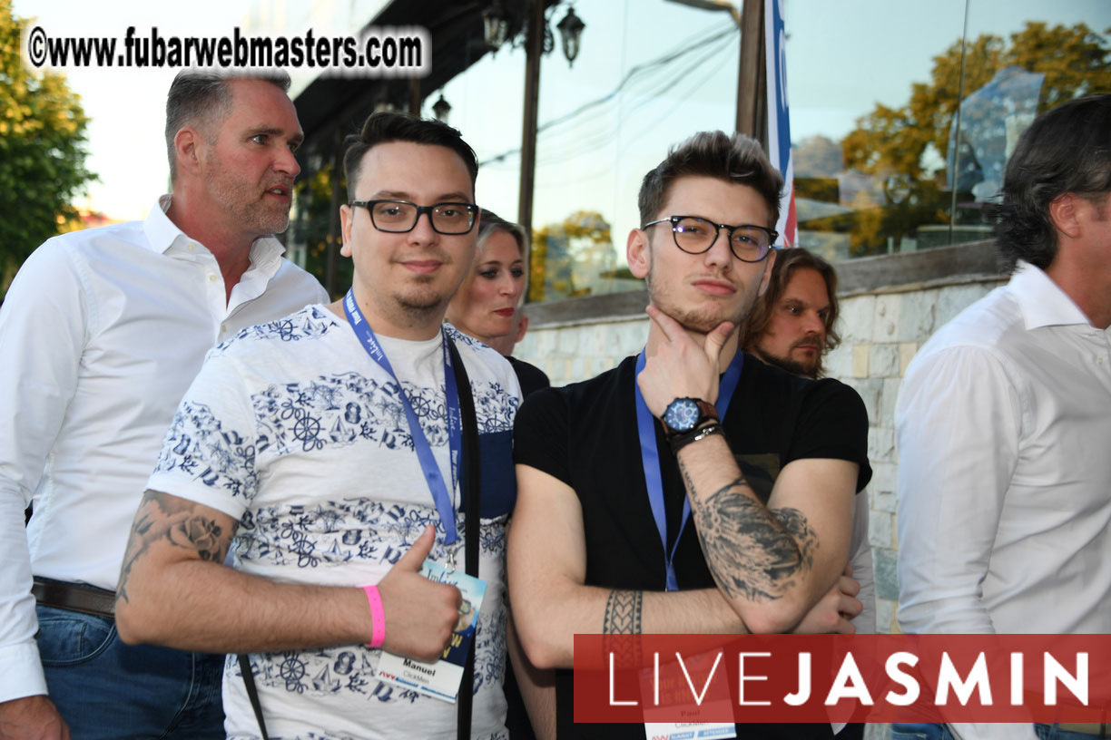 SkyPrivate??s Mix and Mingle Welcome Dinner