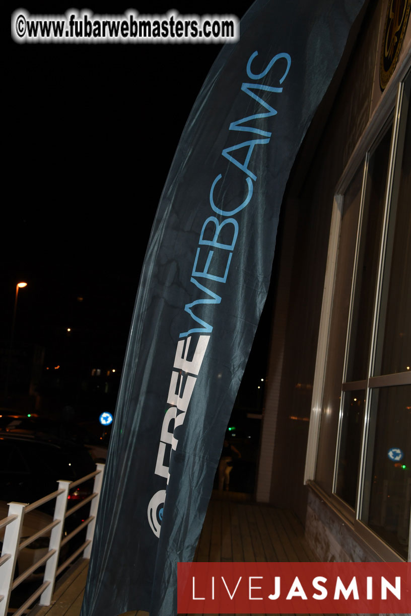 FreeWebCams White Party