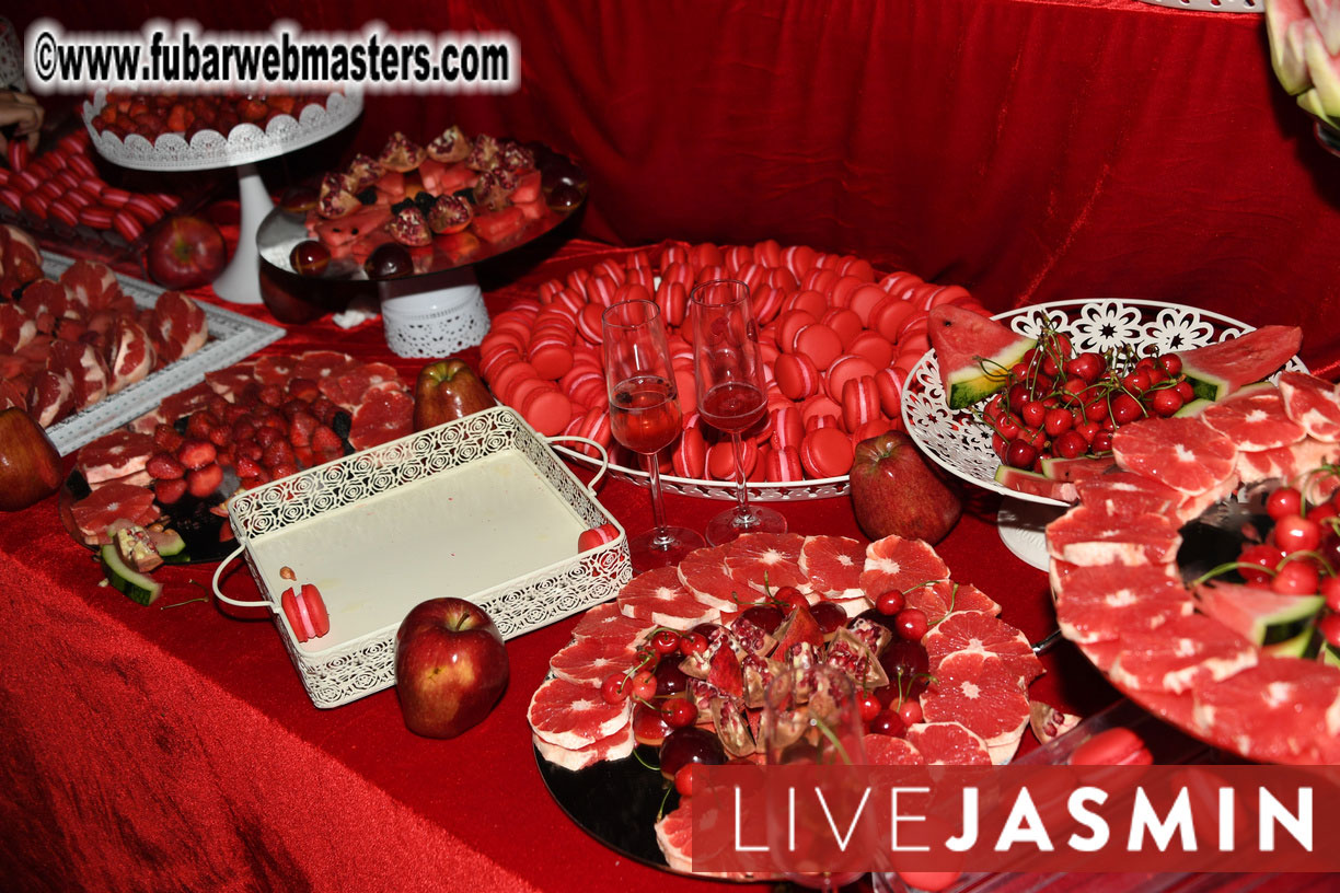 Jasmin Crazy Red Party