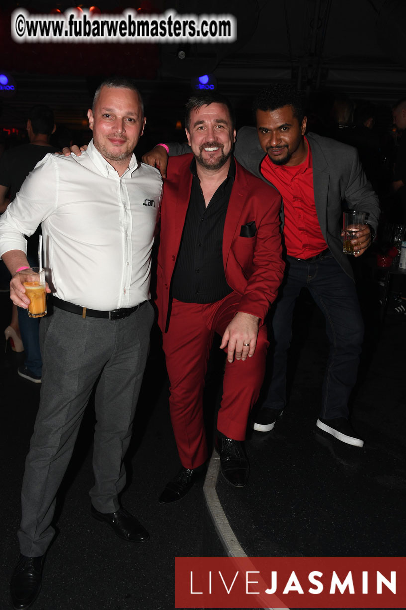 Jasmin Crazy Red Party