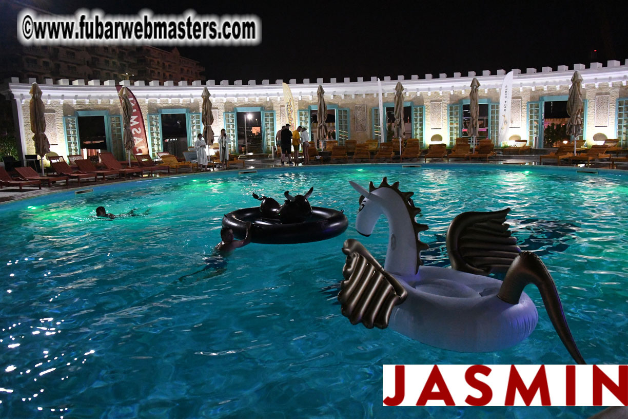 Spontanious After Party at the Hotel