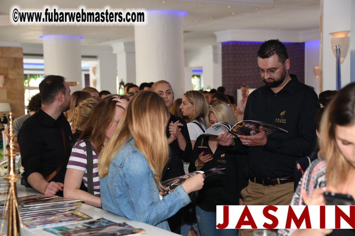 AW Summit - the show