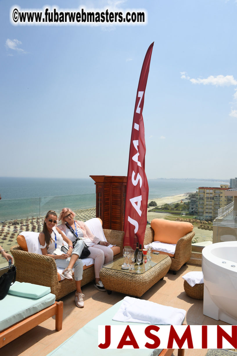 AW Summit - the show