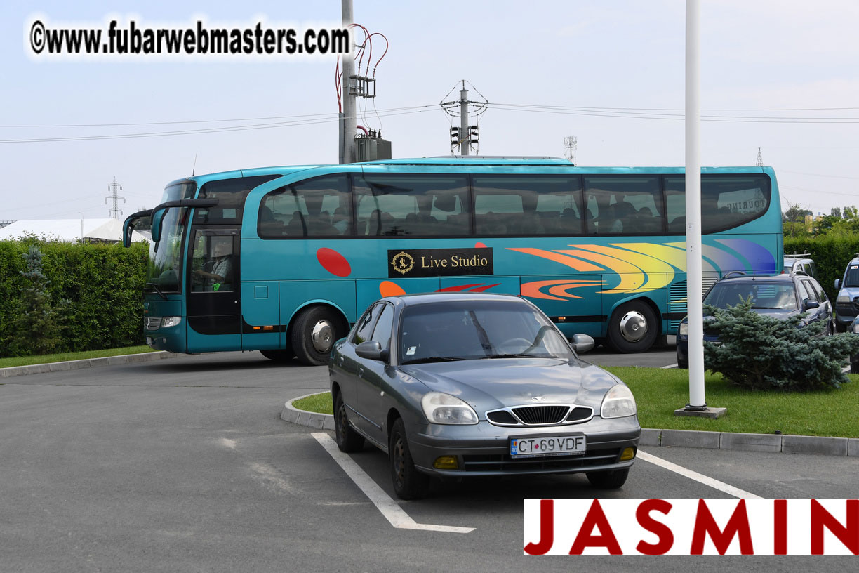 Royal Girls - Shooting Range