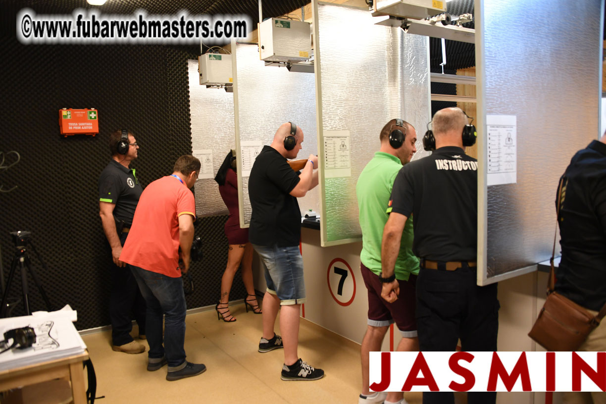 Royal Girls - Shooting Range