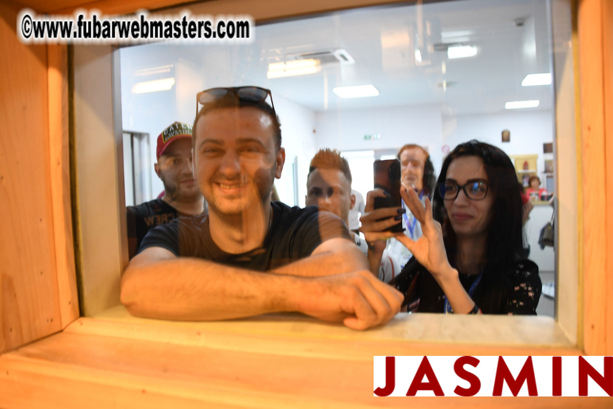 Royal Girls - Shooting Range