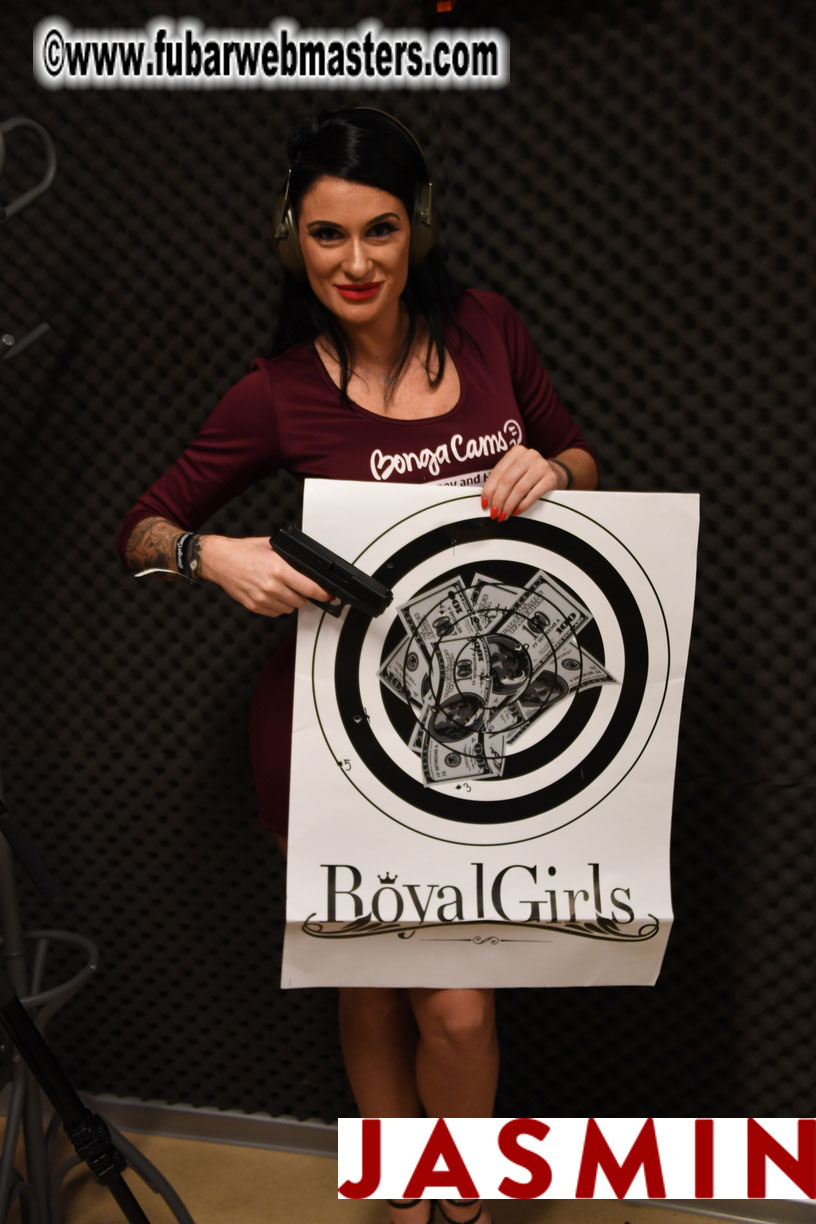 Royal Girls - Shooting Range