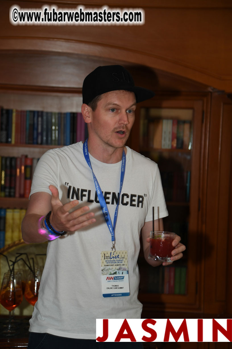 LittleRedBunny Cocktail Hours