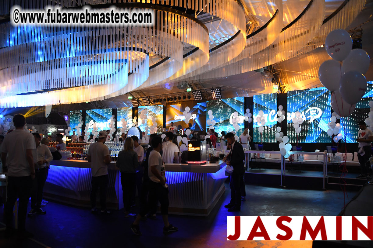 BongaCams SENSATION Party (White Party)