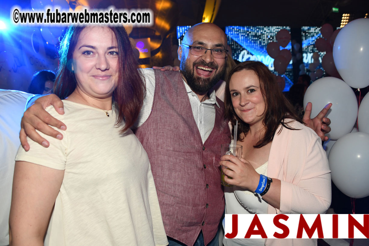 BongaCams SENSATION Party (White Party)