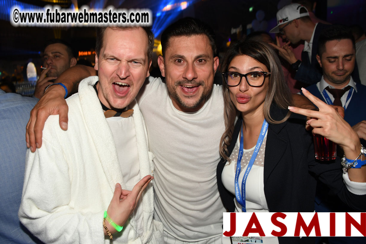 BongaCams SENSATION Party (White Party)