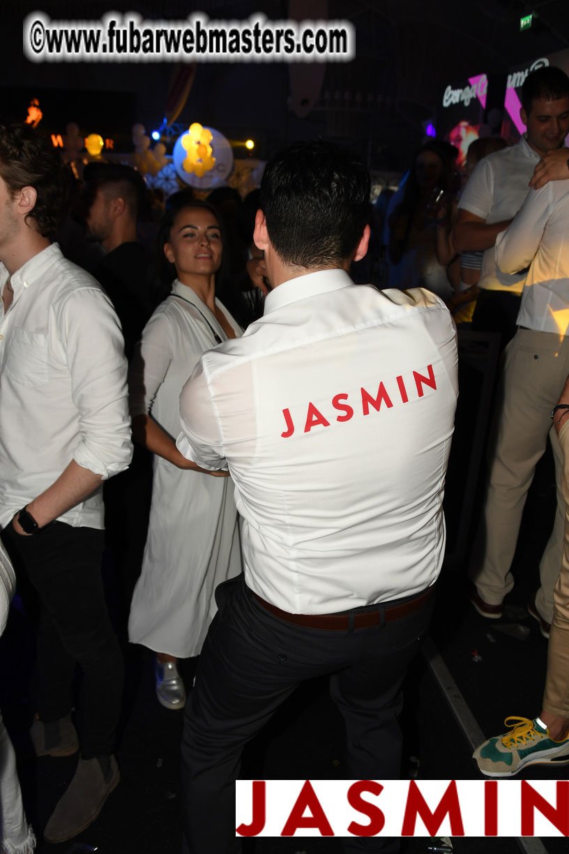 BongaCams SENSATION Party (White Party)