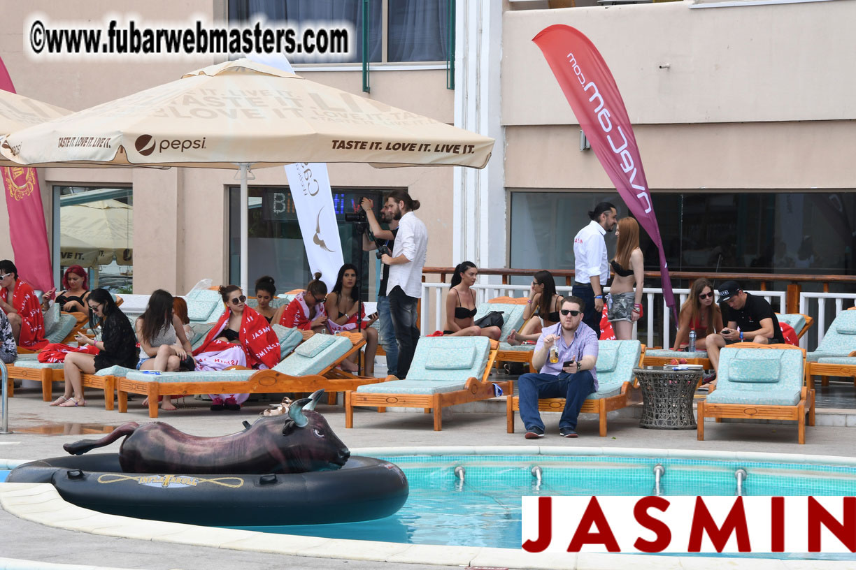 Poolside presentations